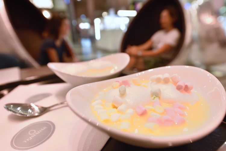 Tejmadár – 1 db páros madártejezés bármelyik Tejmadár üzletben. (Budapest)